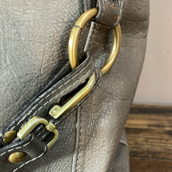 Italian made hobo purse in gorgeous grey leather - it’s so classic! - Picture 6 of 17